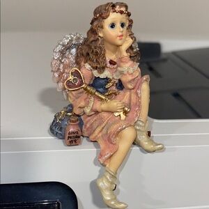 Boyd’s Bear & Friends- Wee Folkstone Charming Angel Figurine with Key and Potion
